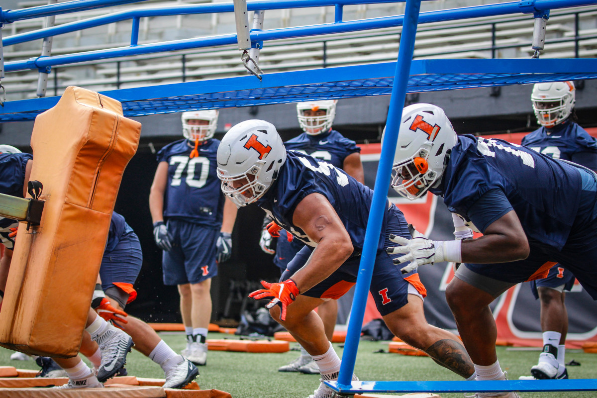 Illinois Fall 2020 football practice